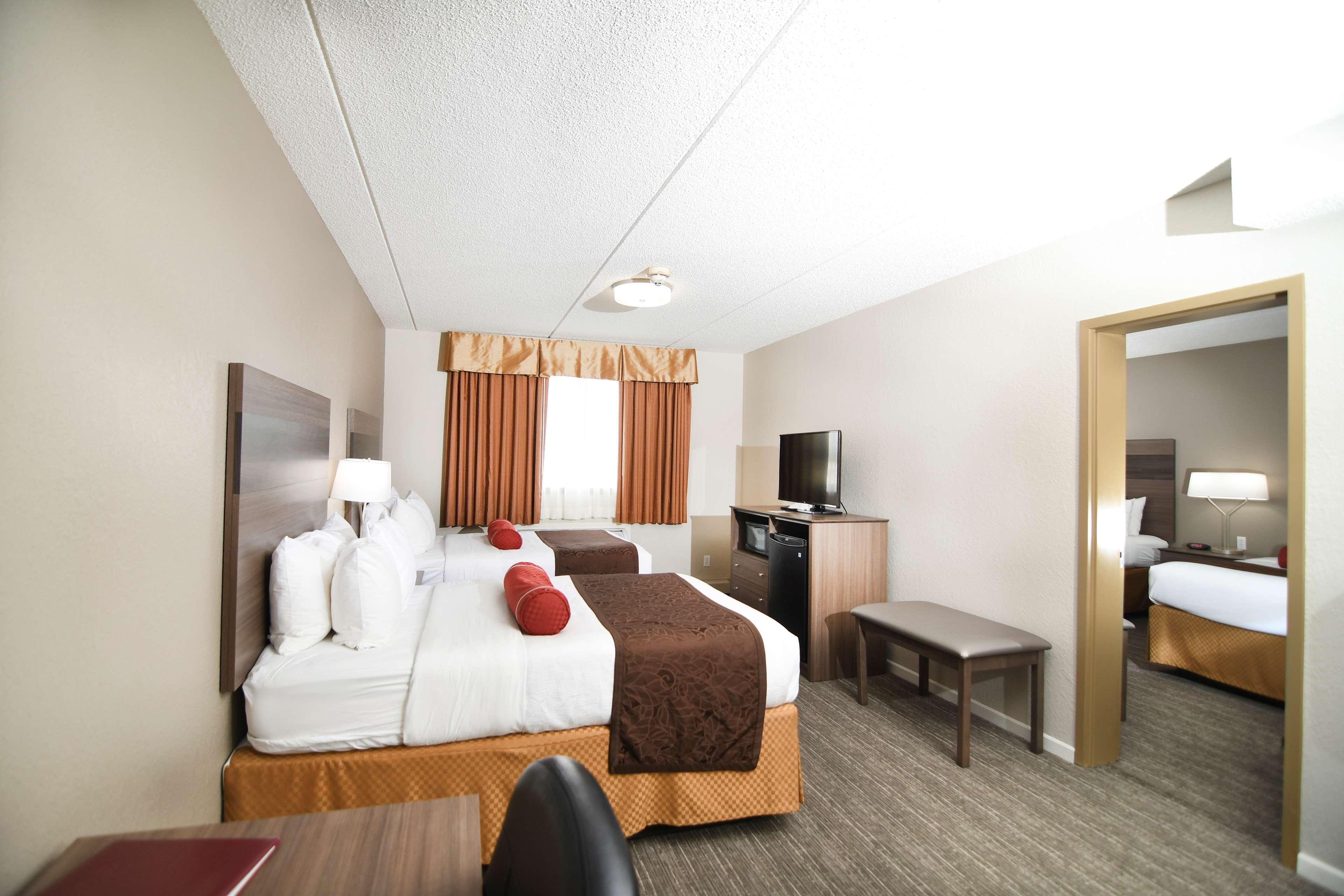Best Western Plus Sandusky Hotel & Suites Exterior photo