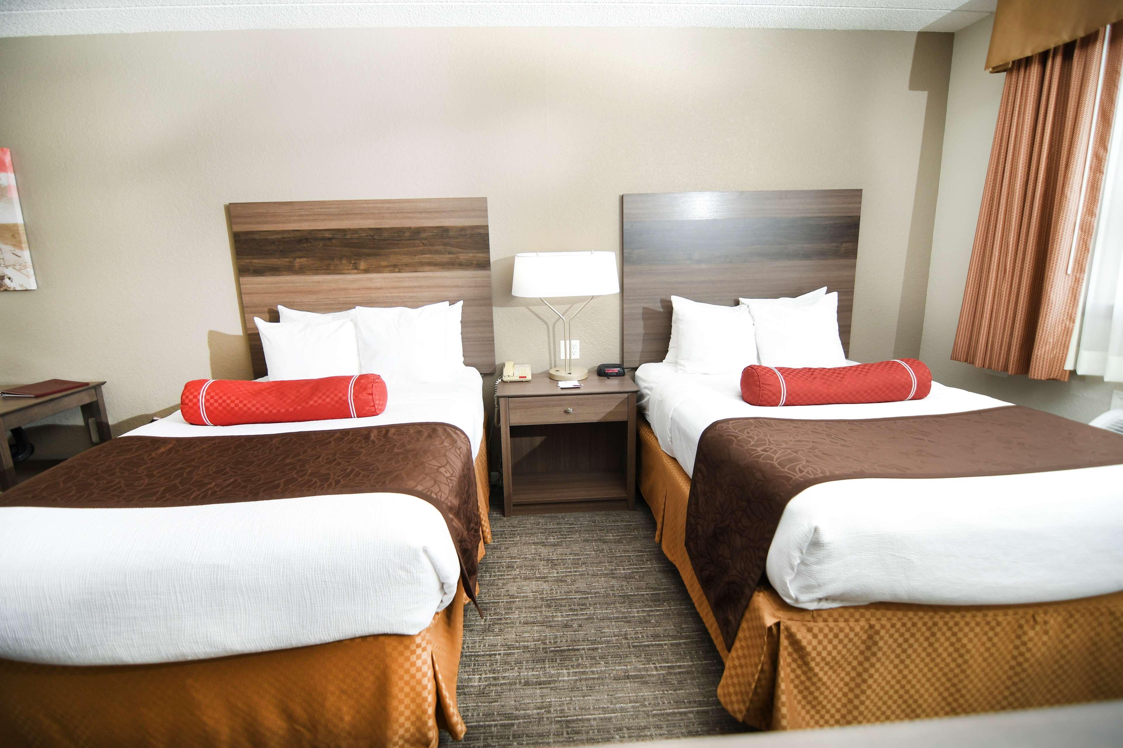 Best Western Plus Sandusky Hotel & Suites Exterior photo
