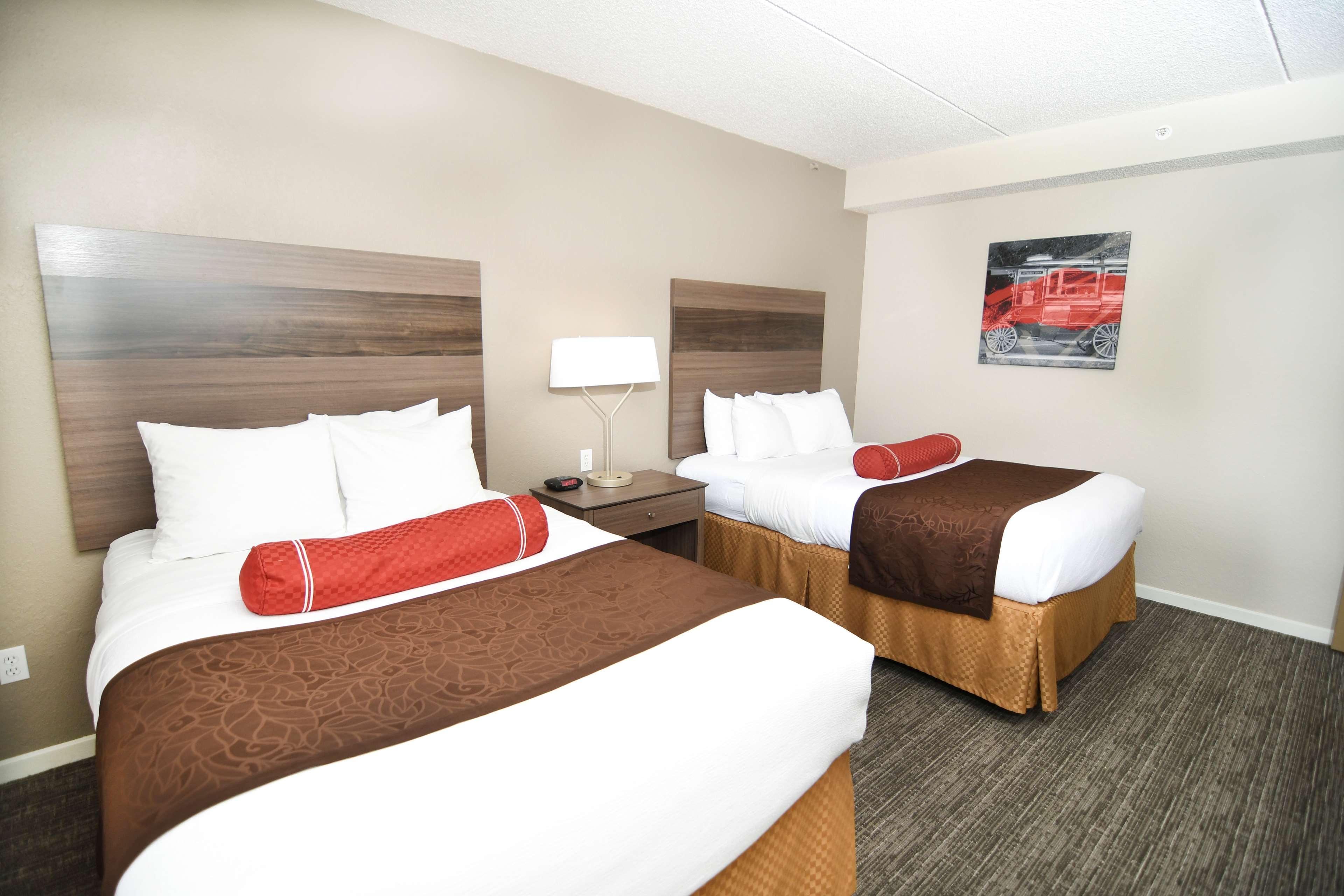 Best Western Plus Sandusky Hotel & Suites Exterior photo